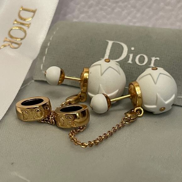 Rare Dior Tribales Earrings | White Matte iPod Drops, Logo Chain, Gift Set, New - Picture 13 of 13